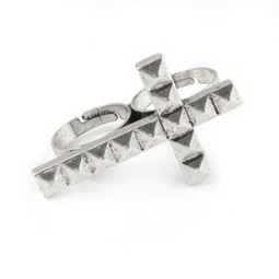 Ringar - Dubbelring Kors med nitar